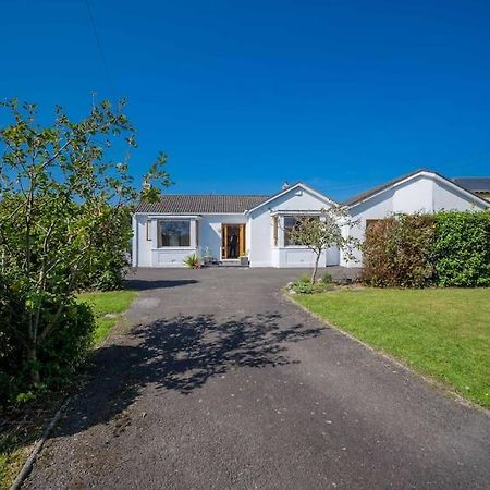 The Moorings- Near The Sea Villa Tramore Bagian luar foto